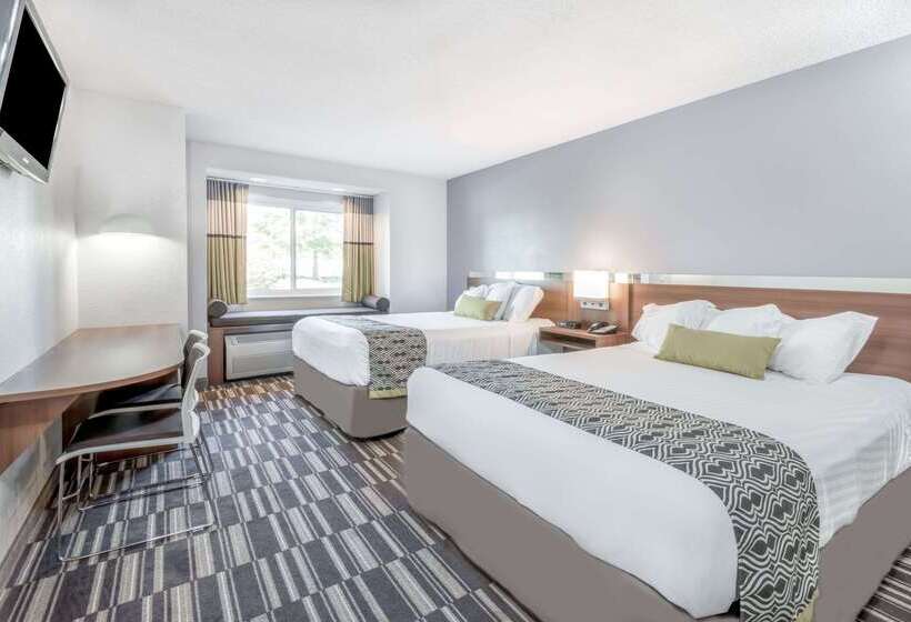 Microtel By Wyndham Victor