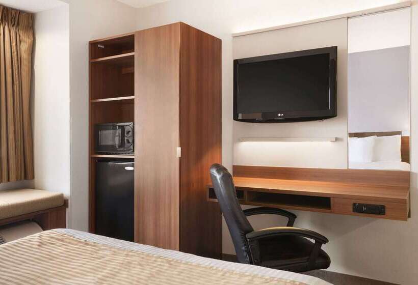 Microtel Inn By Wyndham Albany Airport