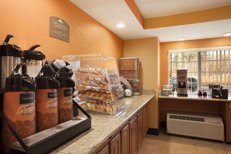 Microtel Inn By Wyndham Albany Airport