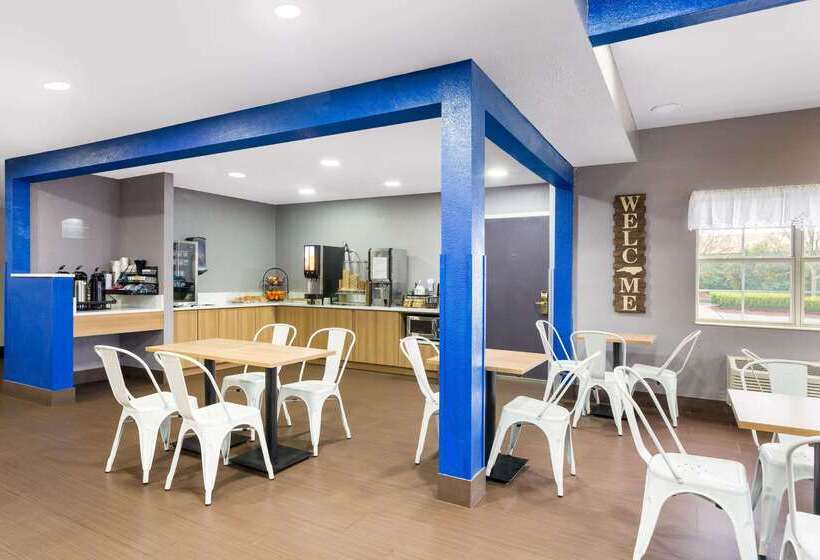 Microtel Inn & Suites By Wyndham Matthews/charlotte