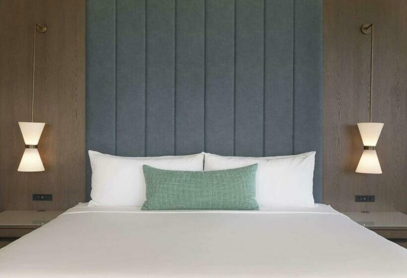 The Royal Sonesta Kaua I Resort Lihue