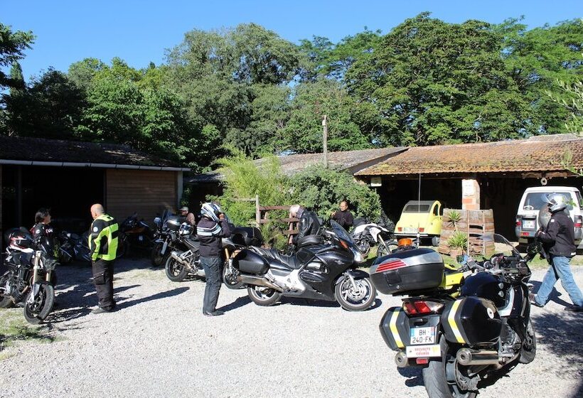 ベッドアンドブレックファースト L Albane Chambres D Hotes