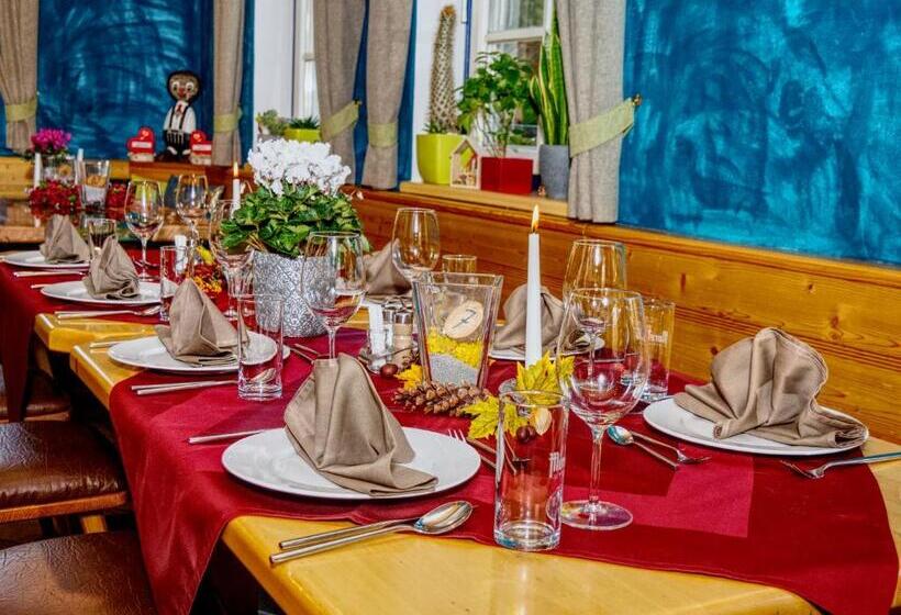 客栈  Gasthof Zum Postwirt