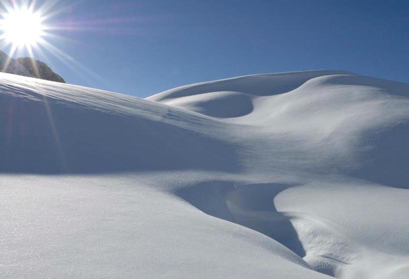 هتل Pension Grissemann