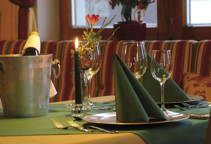 هتل Pension Grissemann