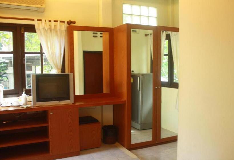 فندق Samui Honey Backpacker Bungalow