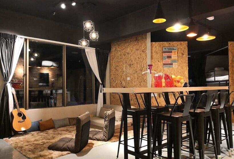 فندق Homy Seafront Hostel
