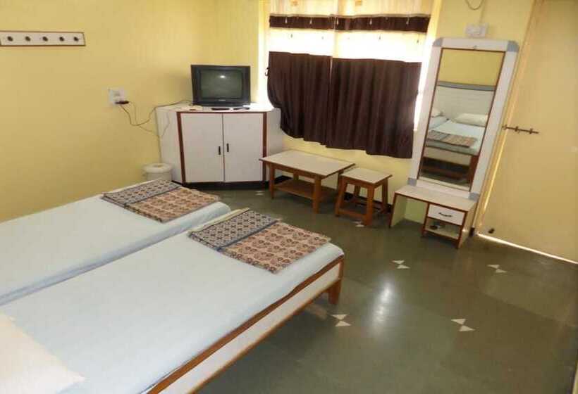 فندق Indira Sagar