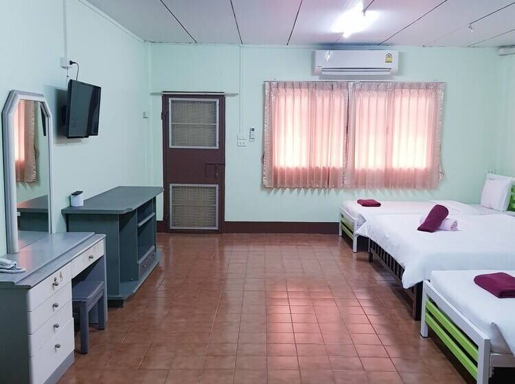 پانسیون Jr Guest House