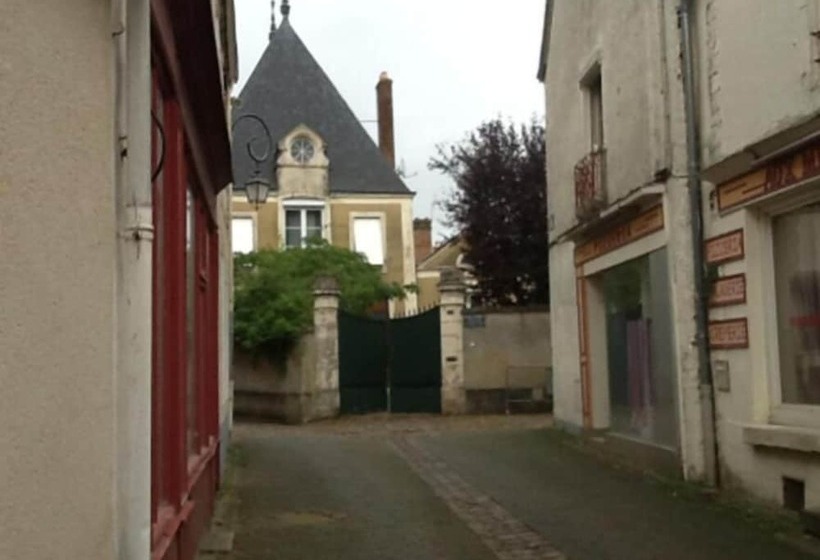 مبيت وإفطار La Roseraie