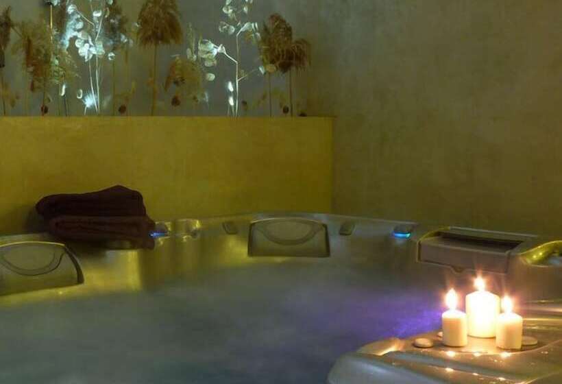 بنسيون L étape Du Château