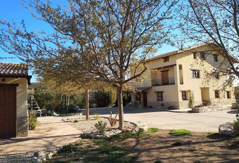 פונדק Physionatural Wellness Center