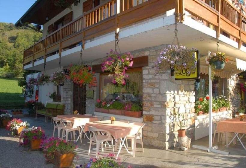 هتل Restaurant Le Grillon