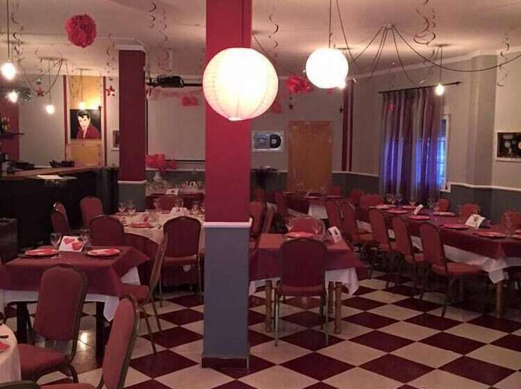 ペンション Hostel Restaurant Leyvamar