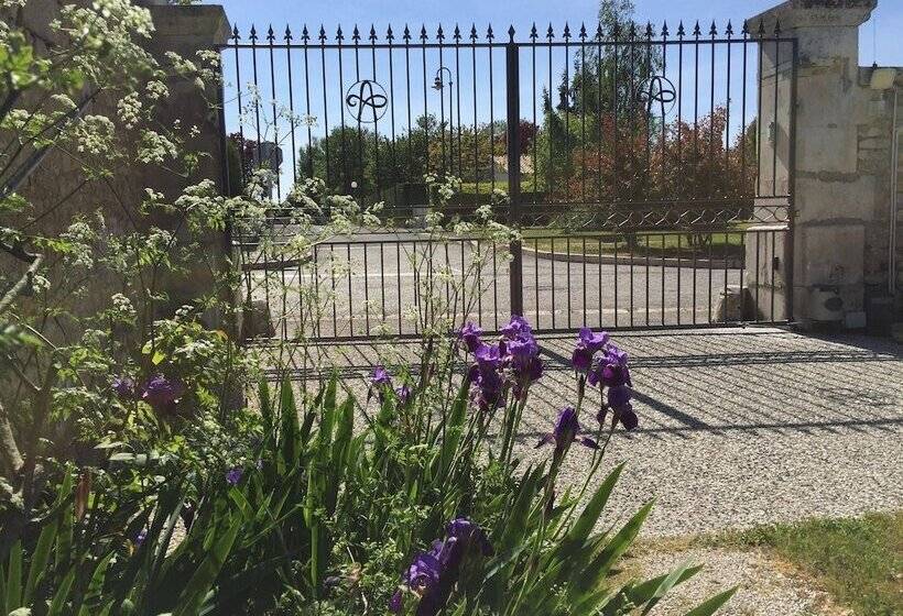 تختخواب و صبحانه Les Armateurs