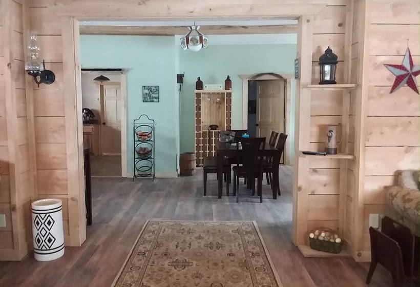 Chautauqua Hillcrest Inn