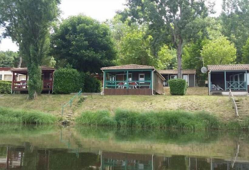 בית מלון כפרי Camping Les Bo Bains