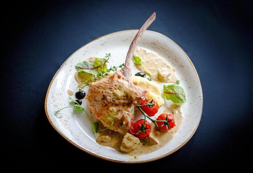 בית מלון כפרי Nadodrzański Dwór   Nowa Sól