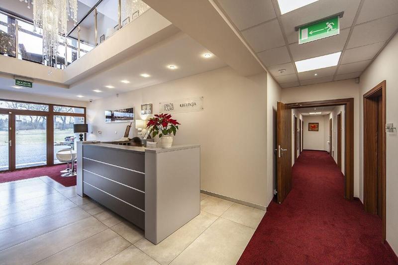 ホテル Rezydencja Dwor Polski