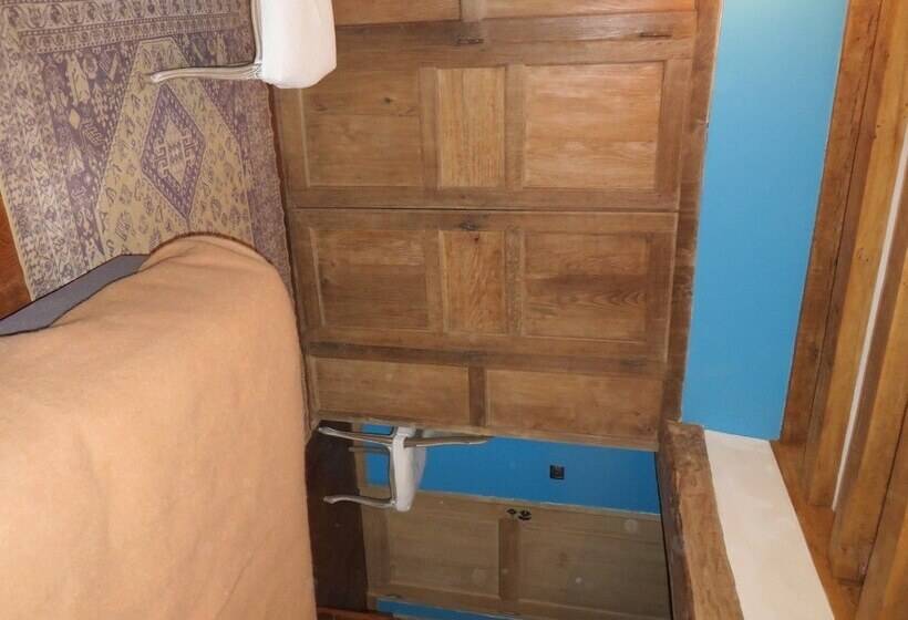 بنسيون Château De La Sémondière