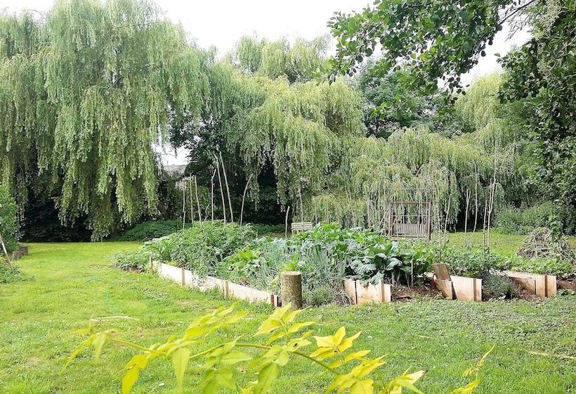 بنسيون Les 2 Gites Des Chambres De Capucine