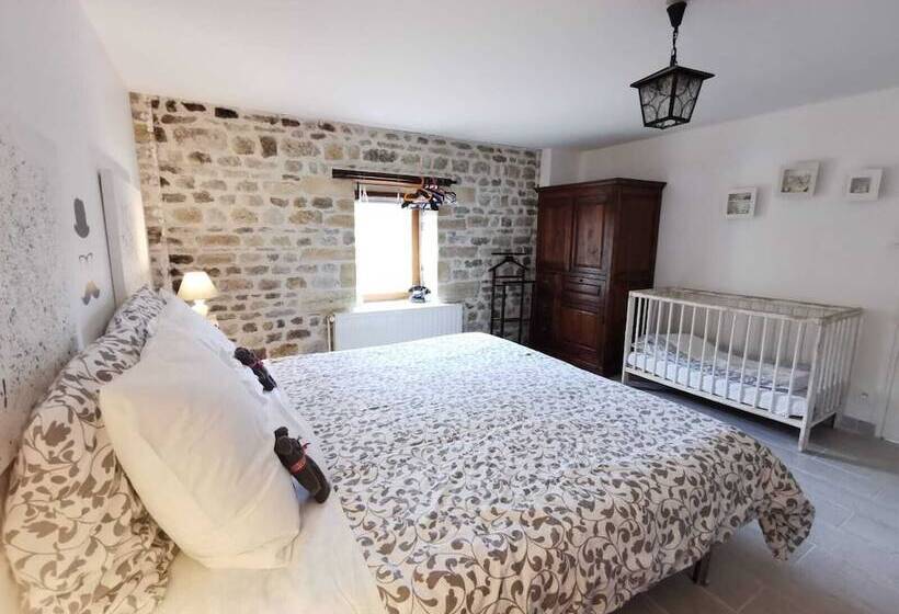 بنسيون Les 2 Gites Des Chambres De Capucine