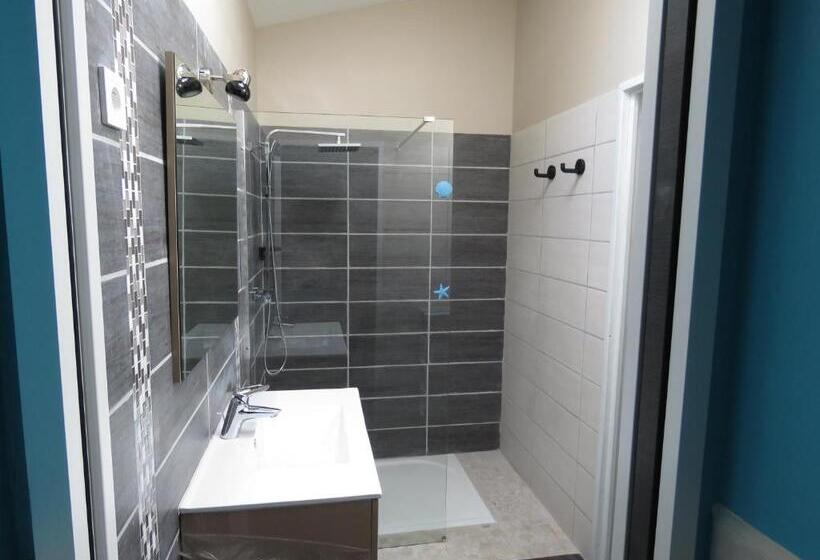 펜션 Les Arums De Fondeminjean