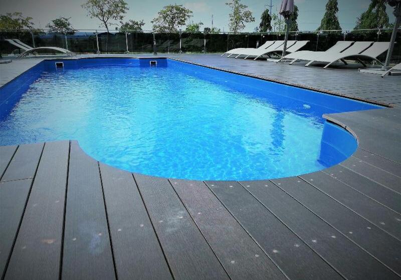 호텔 Desa Selatan Resort