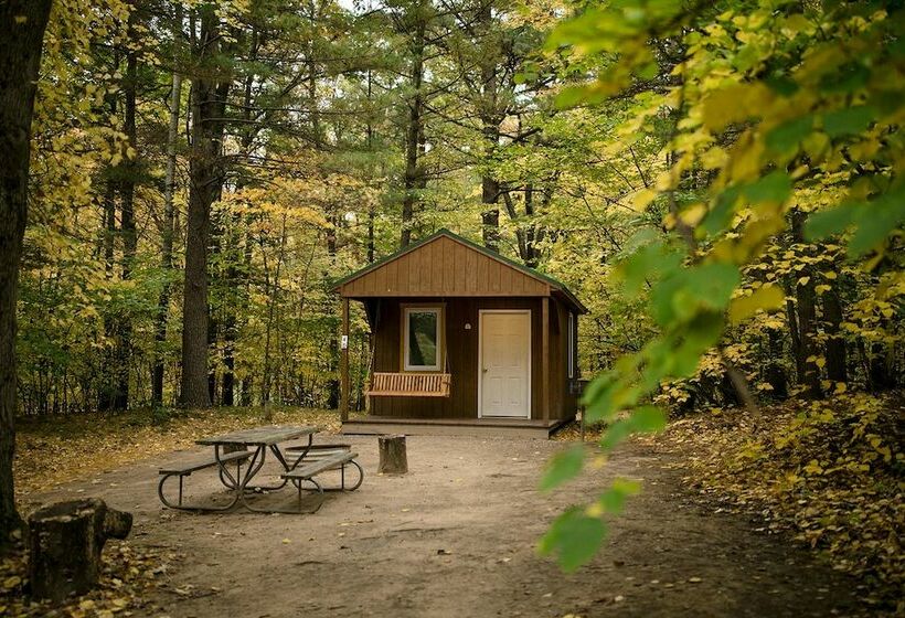 فندق Pere Marquette River Koa Campground