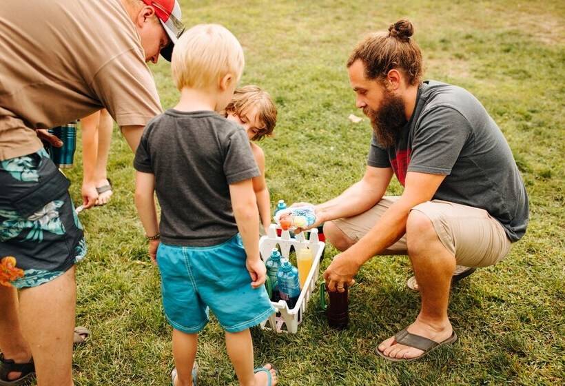 فندق Pere Marquette River Koa Campground