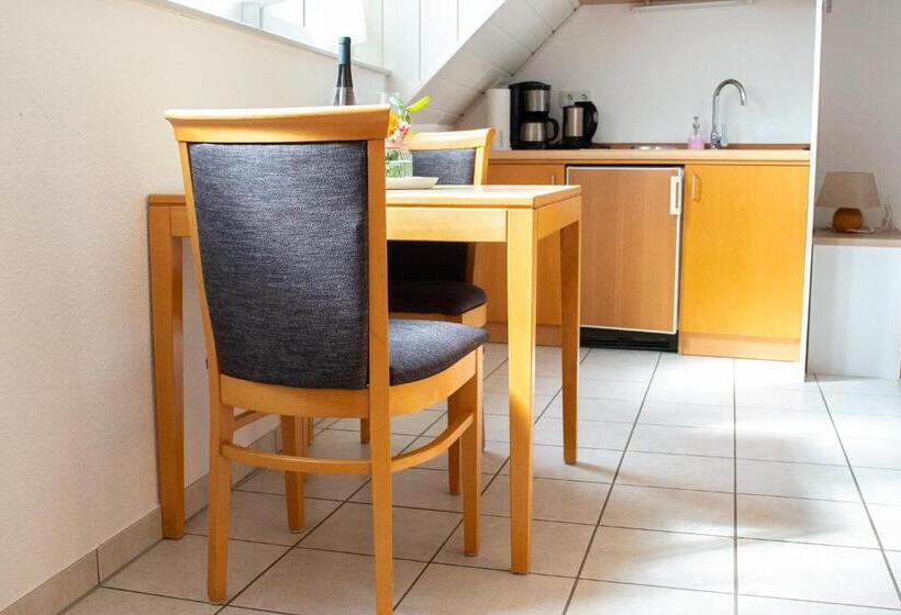 ペンション Gästehaus Kiebel