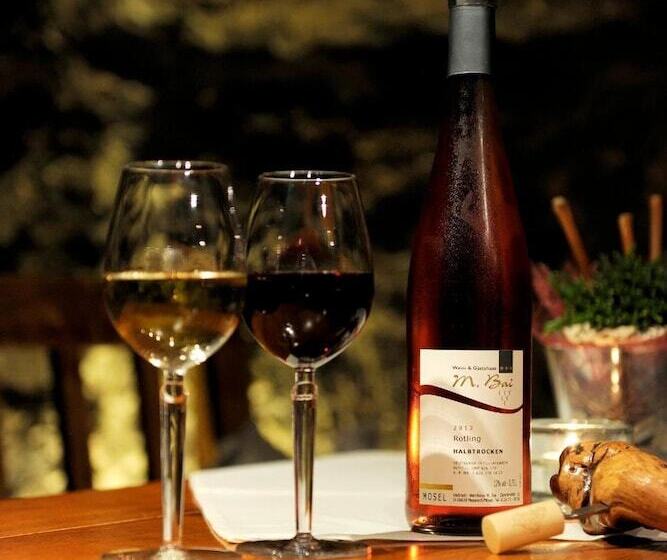 ペンション Wein & Gästehaus M. Bai