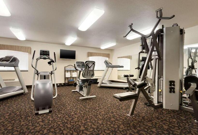 فندق Baymont By Wyndham Wellington