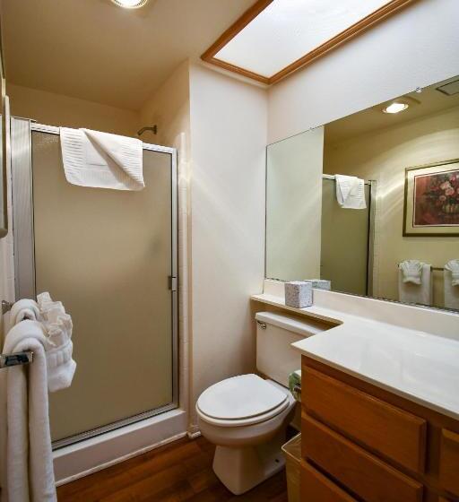 בית מלון כפרי North Bay At Lake Arrowhead