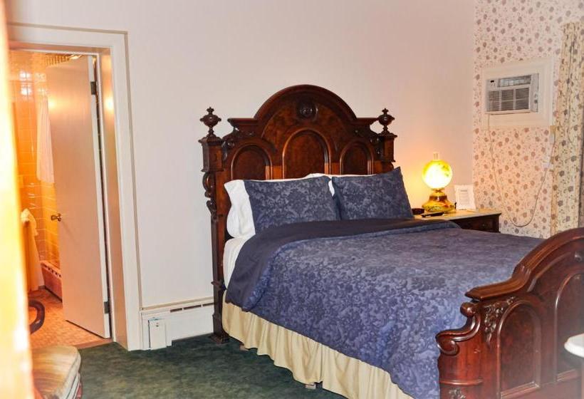 בית מלון כפרי The Old Library Inn Bed & Breakfast