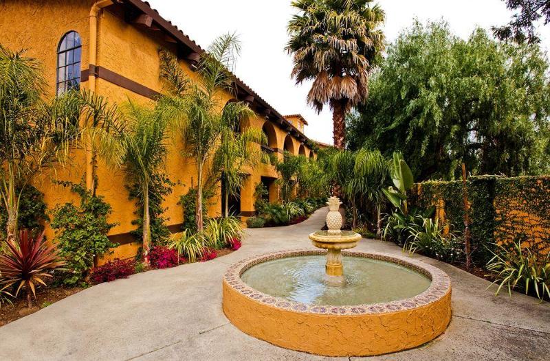 בית מלון כפרי Zico