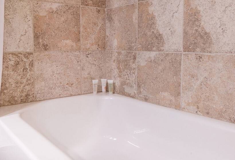 Resort The Hotel At La Valle