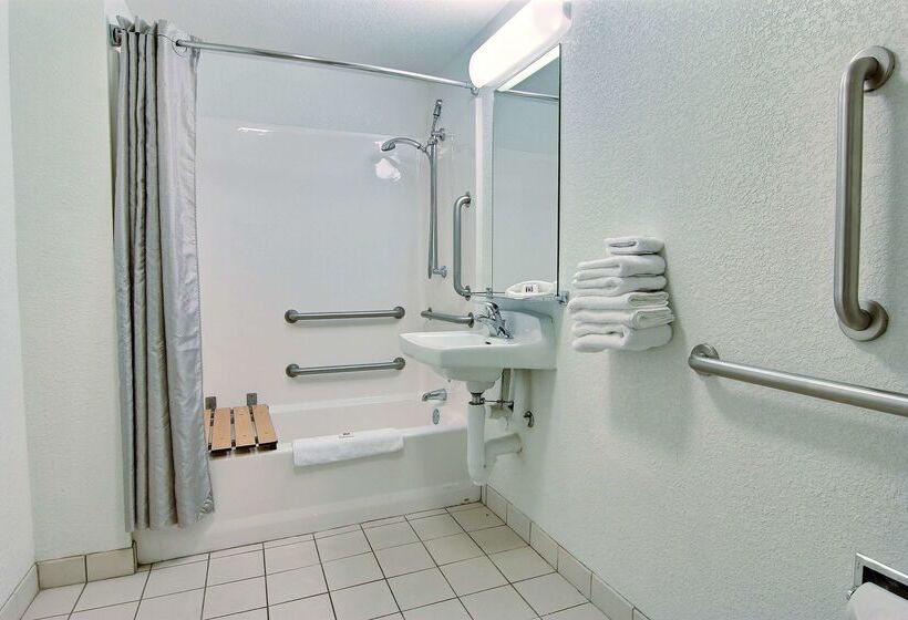 Motel 6corpus Christi, Tx  East  North Padre Island