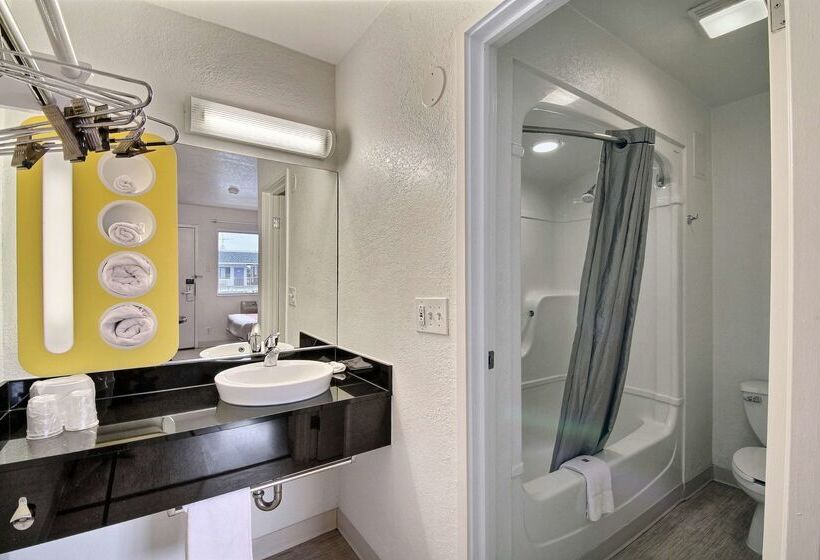 Motel 6 San Marcos, Tx