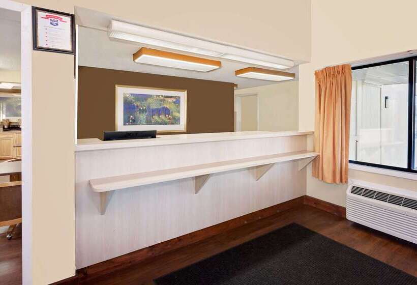 مُتل Knights Inn Bridgeport Frankenmuth