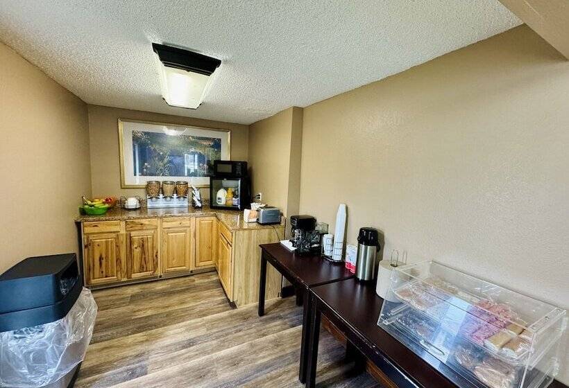 مُتل Knights Inn Bridgeport Frankenmuth