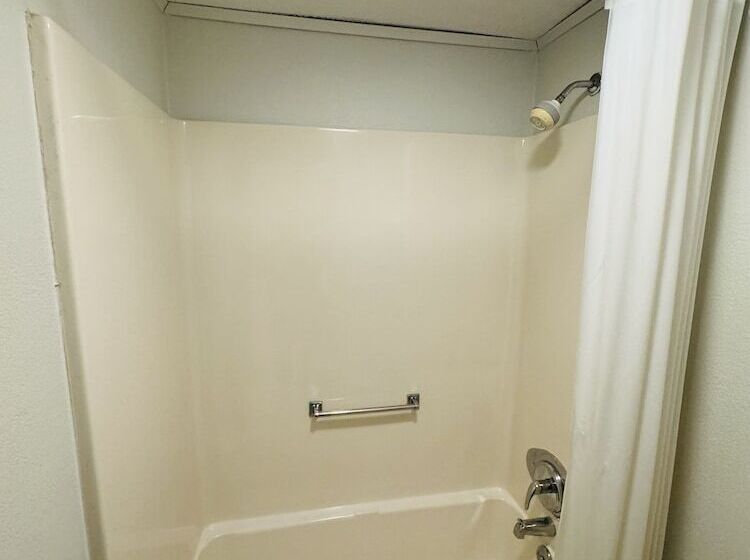 مُتل Knights Inn Bridgeport Frankenmuth