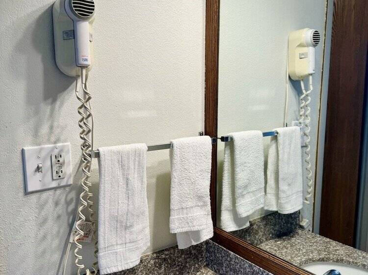 مُتل Knights Inn Bridgeport Frankenmuth