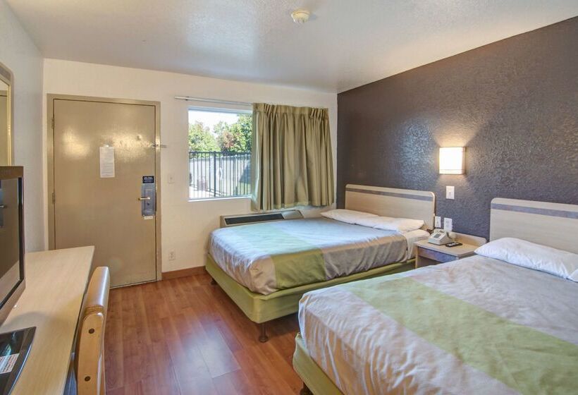 モーテル Studio 6 Grand Prairie, Tx