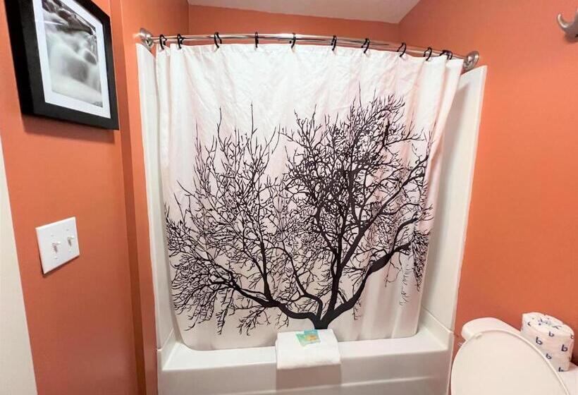 Mountain Top Inn And Resort