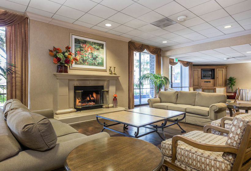 Avalon Toluca Hills by Oakwood