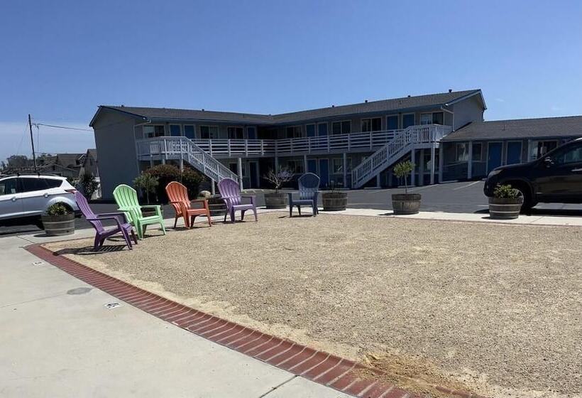 Ocean Palms Motel