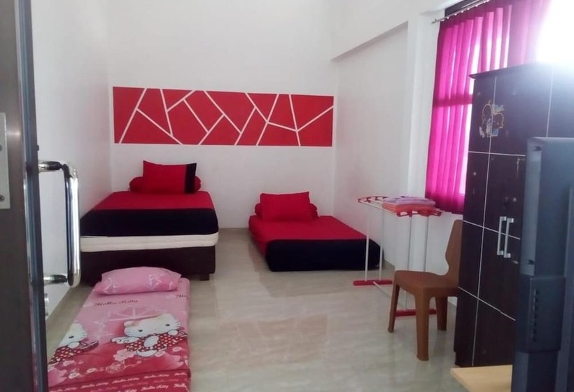 پانسیون Almira Homestay