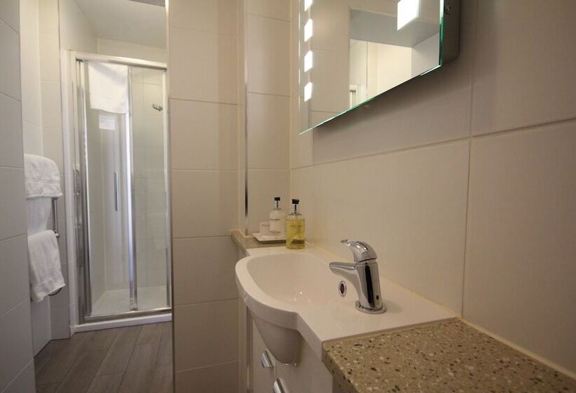 膳宿费 Berwick House