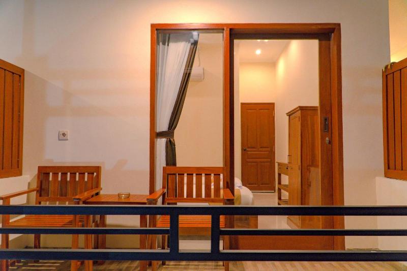 پانسیون Derose Guest House